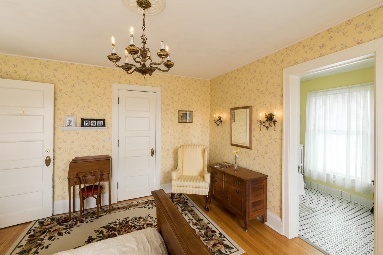 Ringling House Bed&Breakfast Baraboo Esterno foto