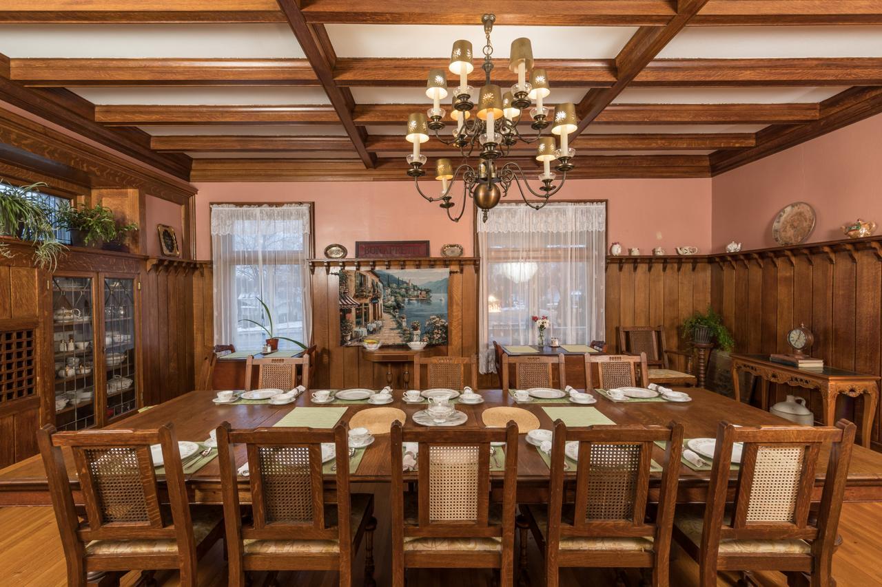 Ringling House Bed&Breakfast Baraboo Esterno foto