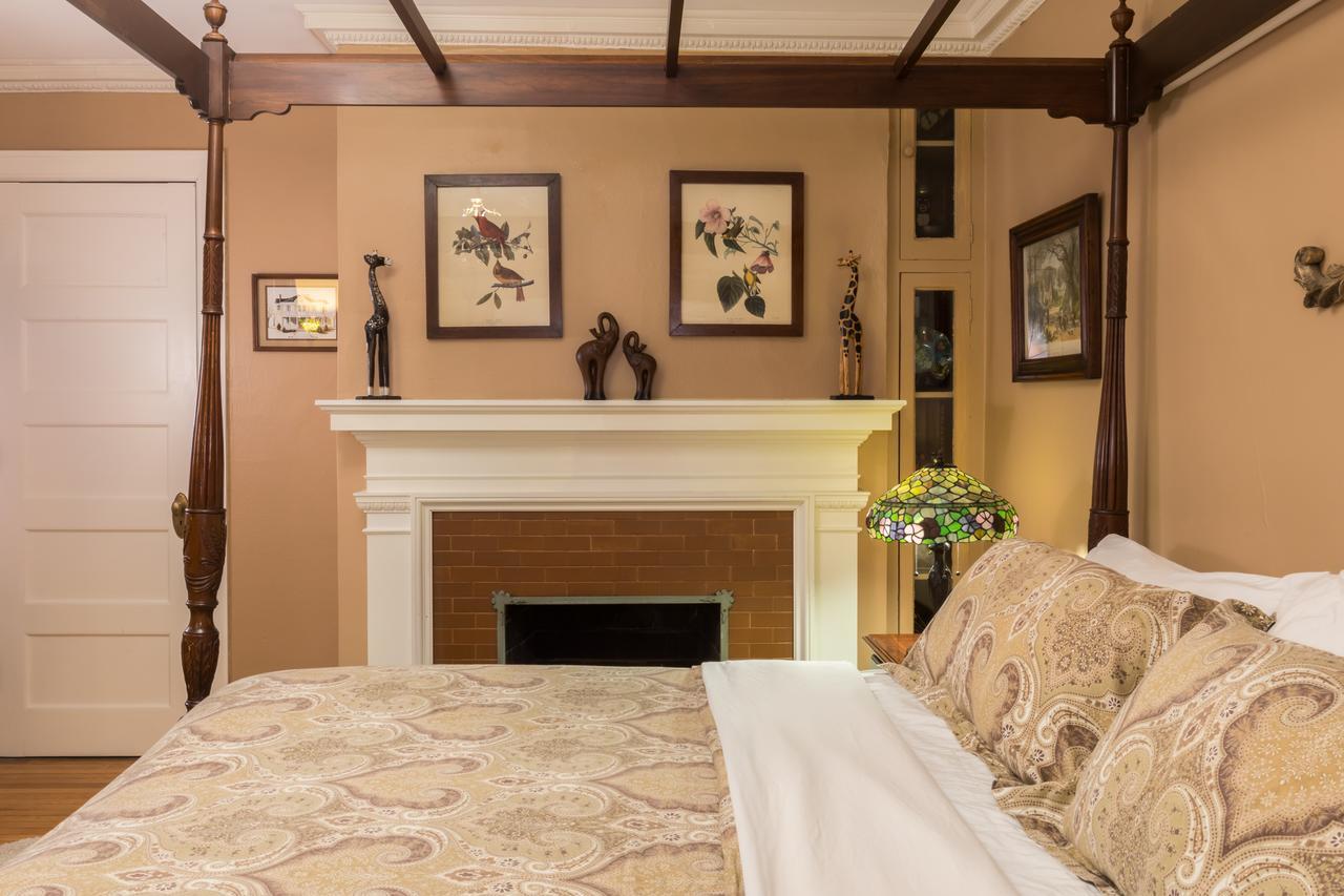 Ringling House Bed&Breakfast Baraboo Esterno foto